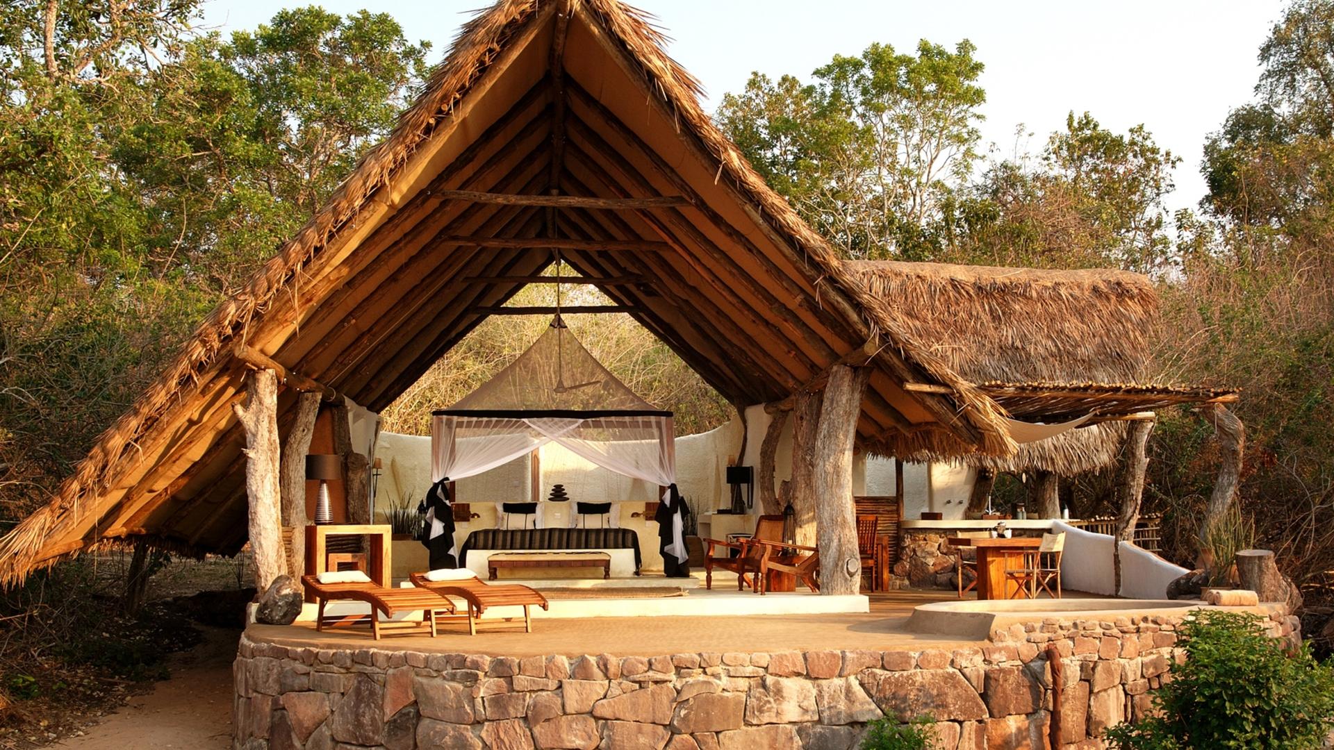 Luxury Accommodation in Nyerere NP