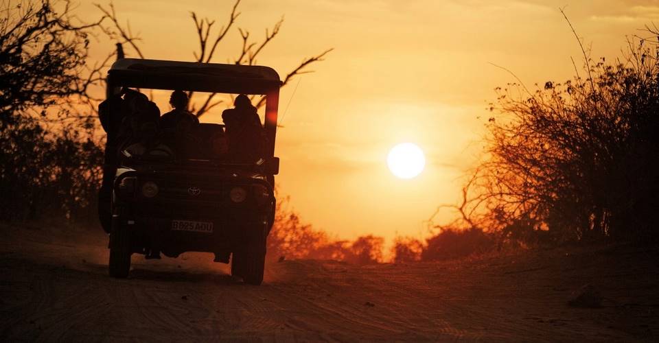 Sunset Safaris| The Most Breathtaking Sundowner Spots in Uganda
